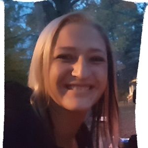 Meet your Posher, Karrie